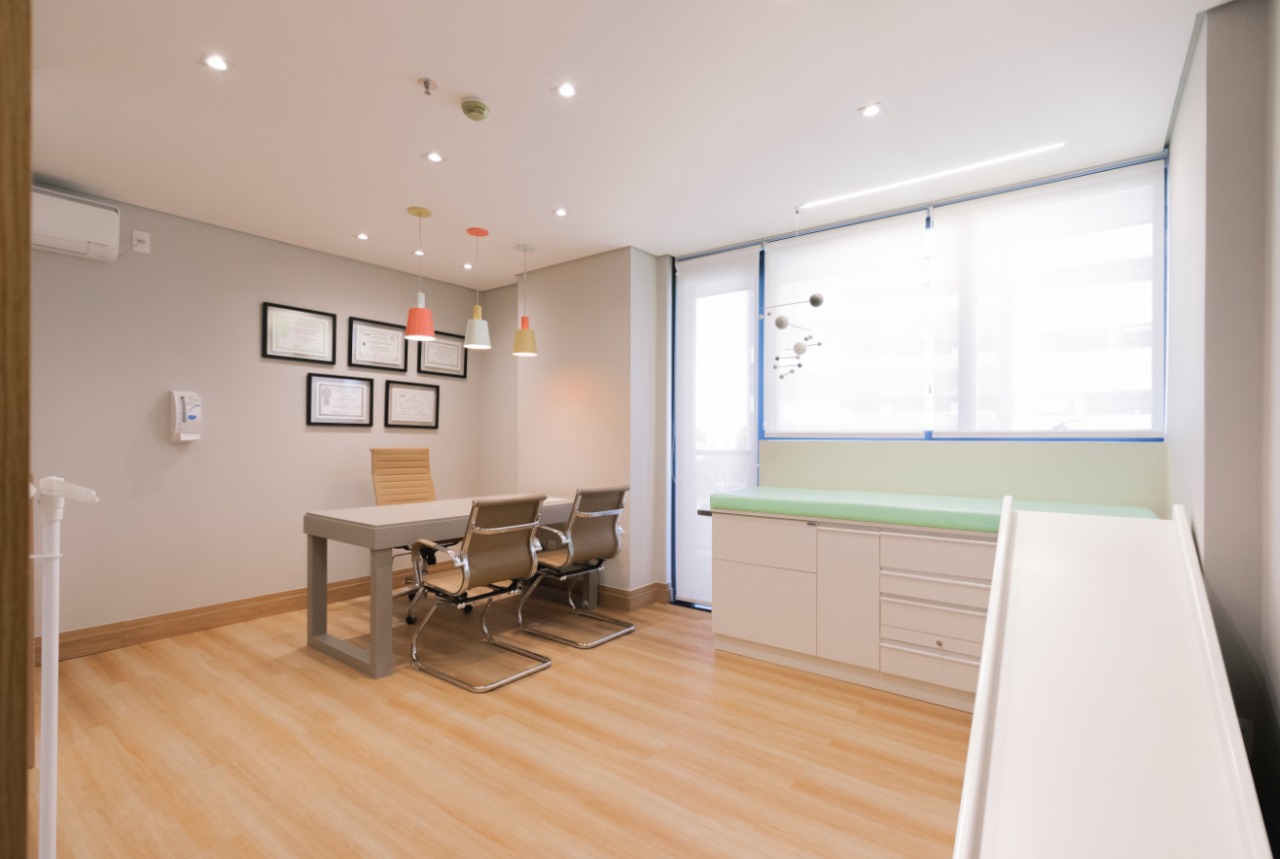 Sala de pediatria do EMNH